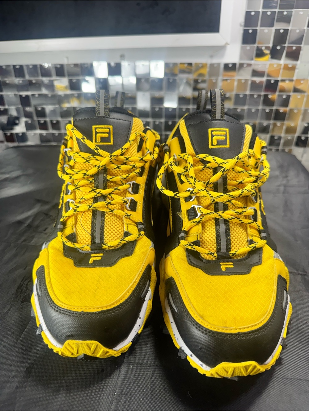 FILA Men's Yellow and Black Trail Running Sneakers